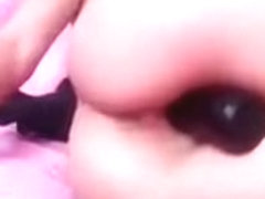 Angelinaxoo fondles and fucks her shaved pussy