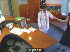 FakeHospital Doctors check makes assistants pussy wet