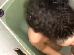 TMD: Nasty in Bathtub  Queefing & Spitting!