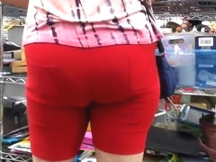 PLumP BuBBLe CHeeKs MaTuRe LaTinA in ReD SHorTs SPanDeX (1)