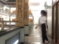 Milana Vayntrub - curvy babe dancing in a hallway with slomo