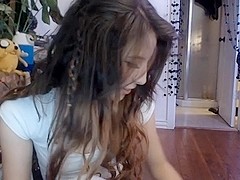 A teen beauty teases me on webcam