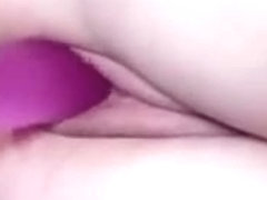Candy dildoing her juicy twat in close-up