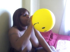 Ebony Smiley Face Balloon Blow