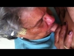 Granny Give a nice blowjob