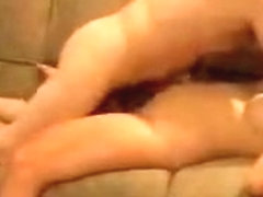 Mature couple sex on the sofa ends in creampie