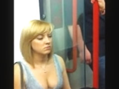 Sexy Slut On Tube Has Great Tits