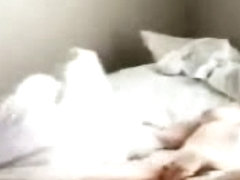 Hidden sex cam filmed a horny minx jilling off