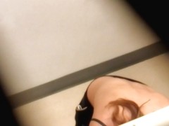Amateur fem gets her big boobs voyeured on spy camera