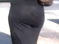 Big juicy ass in street