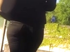 Candid - Blonde Babe With A Nice Ass In Black Jeans