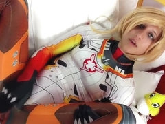 Amber Sonata as Mercy Overwatch Cosplay (Solo)