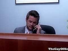 Officehunk assfucks receptionist over desk