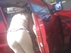 thick ass at carwash