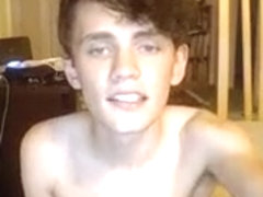 Hung Irish Twink On Cam