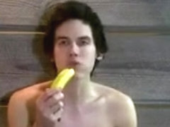 How to Eat a Banana