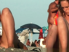 Nudist Beach Voyeur Vid With A Hot Brunette