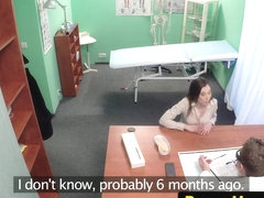 Amateur squirting eurobabe visits her doctor