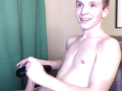 Sweet boy with pierced nippel wank and cum