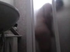 my exgirlfriend masturbate in bathroom5