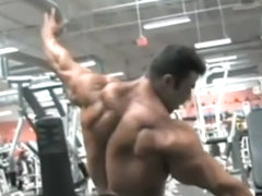 Eduardo Bodybuilder Posing in Gym