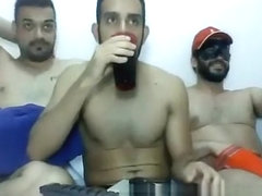 3 Straight Guys Hot grande webcam em show de jerkit.net