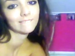 skype - 18yo layla has a breathtaking body