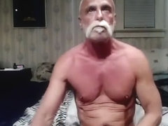 Hulk Hogan lookalike jerking his dick
