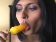 Hot babe blow job